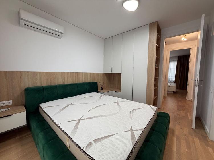 Casă cu 5 camere cu Canalizare în Pipera