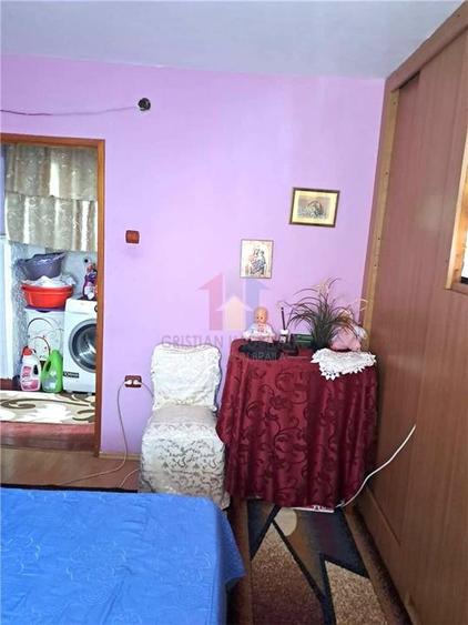 Apartament cu 4 camere decomandat în Viziru 3