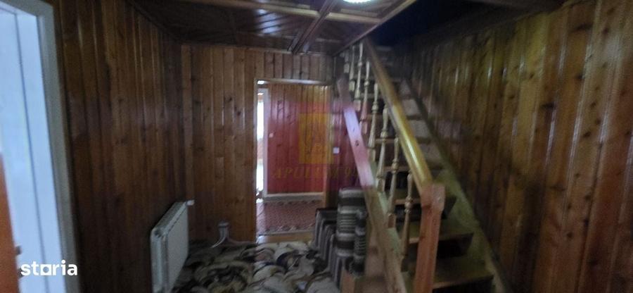 Casă cu 4 camere în Breaza de Sus
