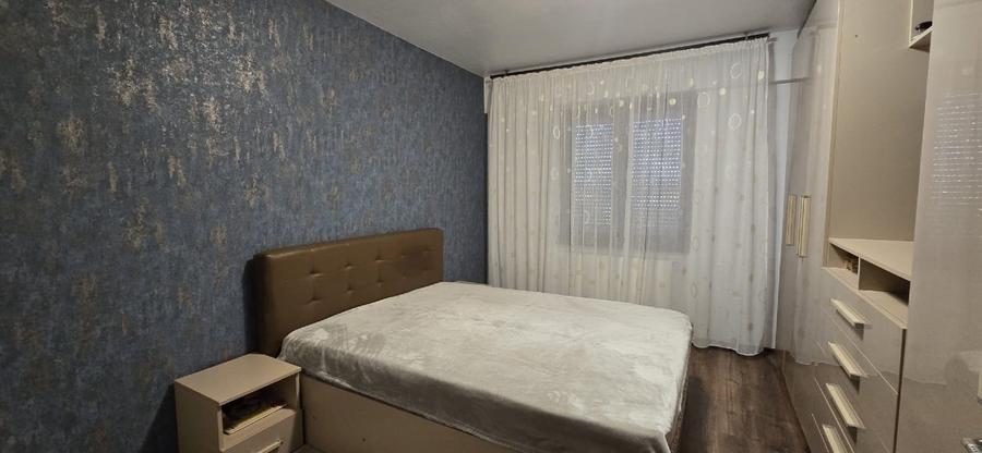 Apartament cu 3 camere decomandat, mobilat în Km 5