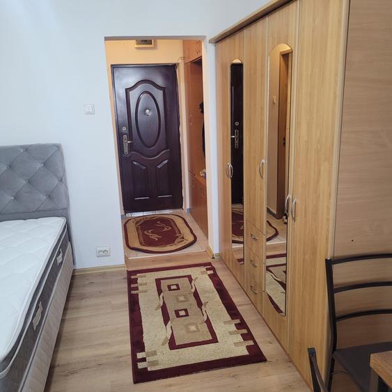 Garsonieră semidecomandată în Berceni