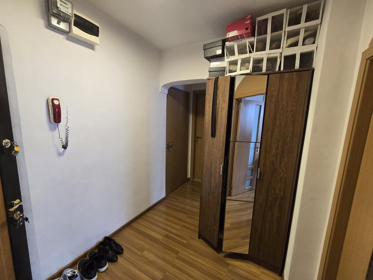 Ap. 2cam,dec,renovat total,et.5,bl.reabilitat,1 min distanta metrou. - 6