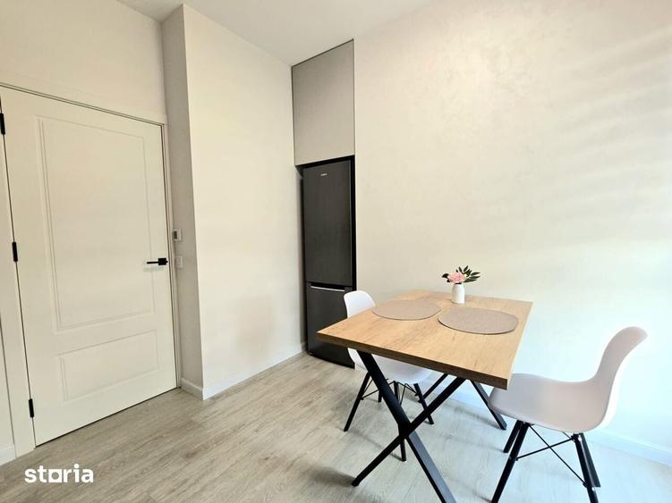 Apartament cu 2 camere decomandat în Piața Unirii