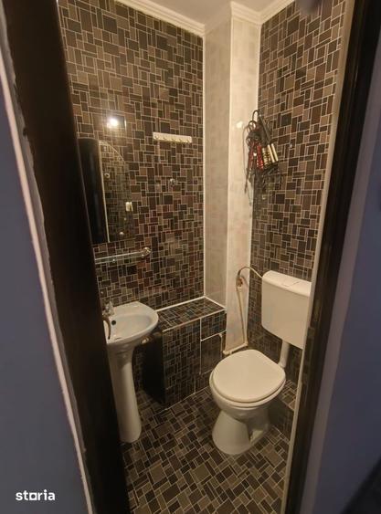 Apartament cu 3 camere decomandat în Micro 16