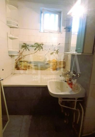 Apartament cu 3 camere decomandat în Cantemir
