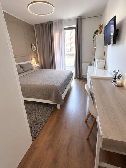 Apartament cu 2 camere decomandat în Exterior Vest