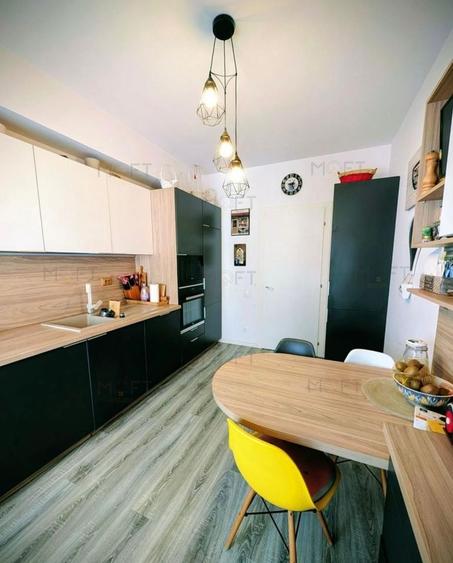 Apartament cu 4 camere semidecomandat, mobilat în Floreasca