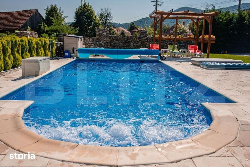 Casă cu 5 camere cu Teren 2010 Mp în Izvoarele