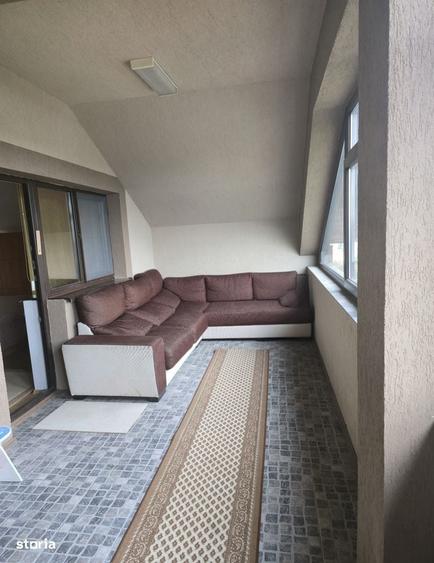 Casă cu 4 camere cu Teren 990 Mp în Ghercești