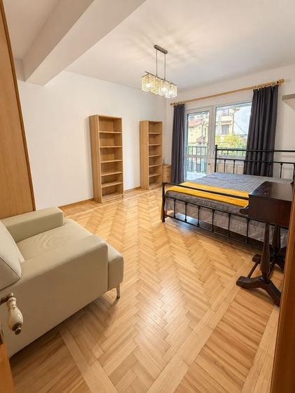 Apartament cu 3 camere în Herăstrău