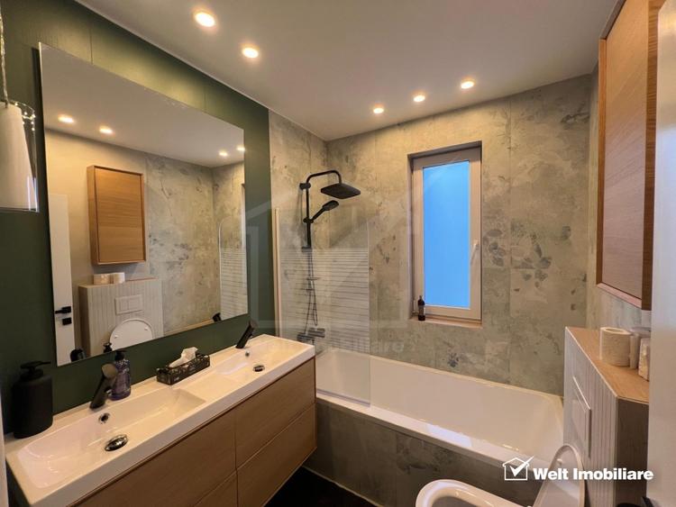 Duplex cu 4 camere cu Canalizare în Florești