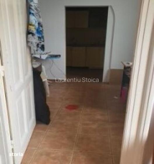 Casa Unirii-rond Regina Maria-Gazelei