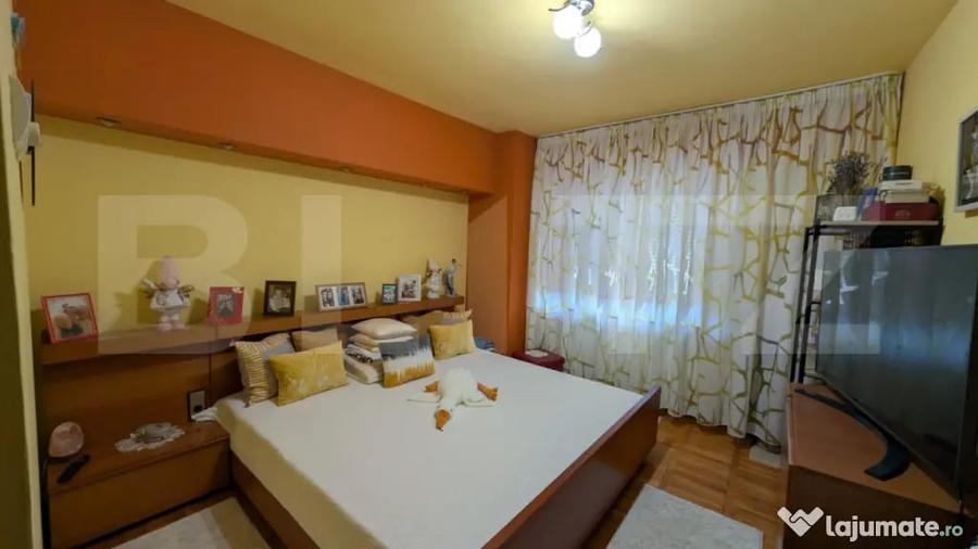 Apartament cu 3 camere decomandat în Central
