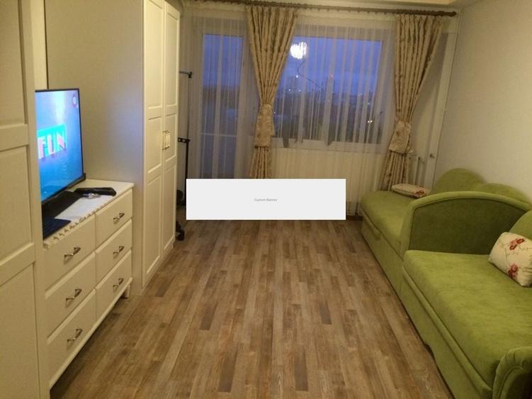 Apartament cu 4 camere decomandat în Corușu