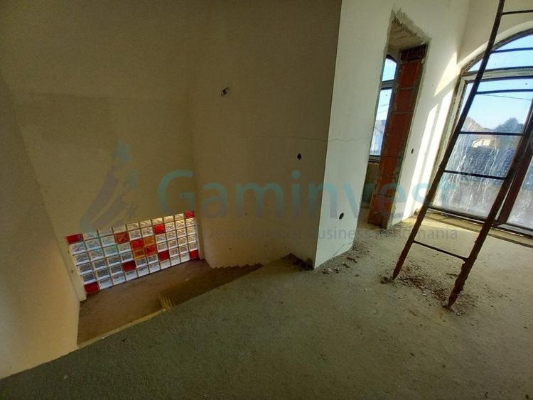 Casă individuală cu 5 camere în Oșorhei