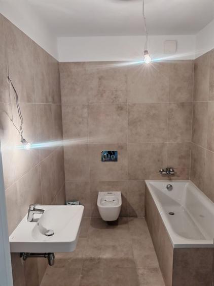 Apartament cu 2 camere decomandat în Theodor Pallady