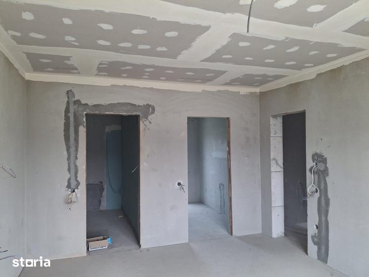 Casă cu 4 camere cu Teren 295 Mp în Șelimbăr