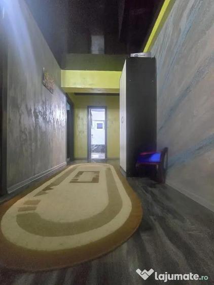 Apartament cu 2 camere decomandat în Buzaului