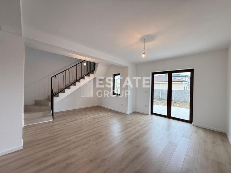 Duplex cu 3 camere cu Canalizare în Moșnița Nouă
