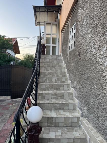 Apartament cu 2 camere decomandat în Petros
