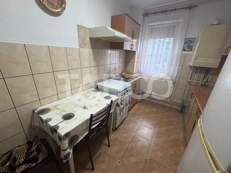 Apartament cu 2 camere semidecomandat în Central