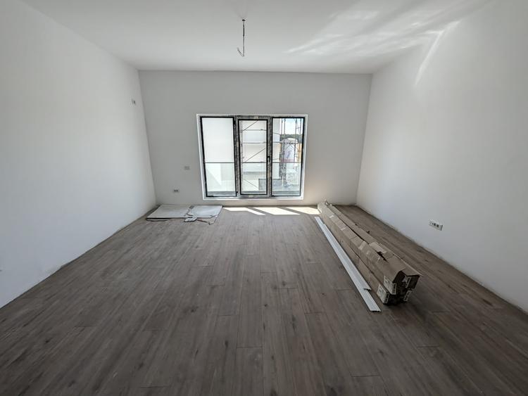 Apartament cu 3 camere în Tunari