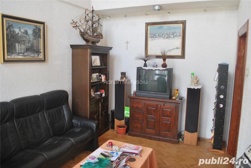 Topoloveni- Vila de 350mp minunata, piscina, teren de tenis!