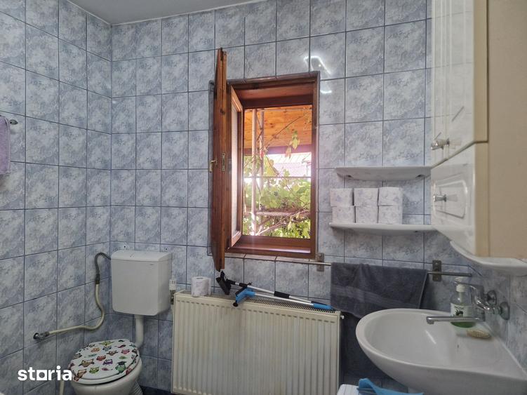 Casă cu 4 camere cu Teren 204 Mp în Gheorghe Doja