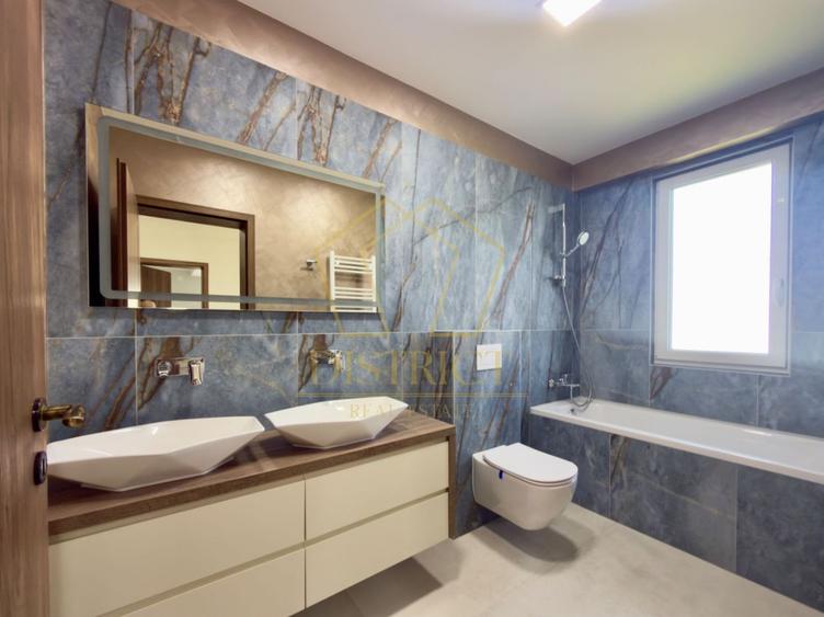 Duplex cu 5 camere cu Canalizare în Dumbrăvița