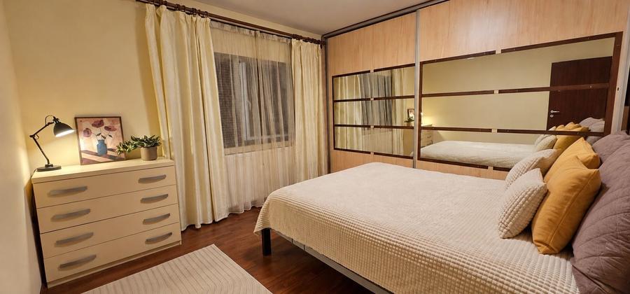 Apartament cu 2 camere decomandat în 13 Septembrie