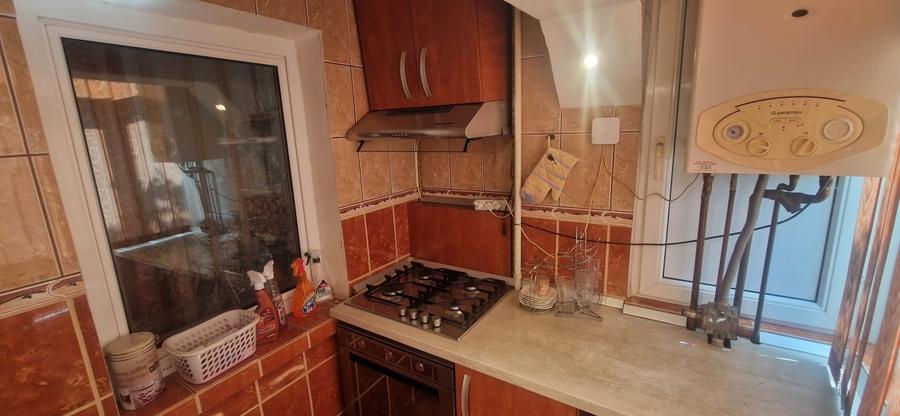 Apartament cu 3 camere decomandat, mobilat în 1 Mai