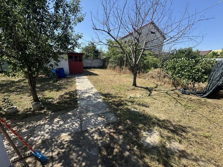 Casă cu 3 camere în Central