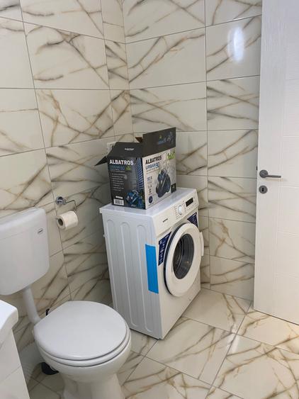 Garsonieră decomandată în Central