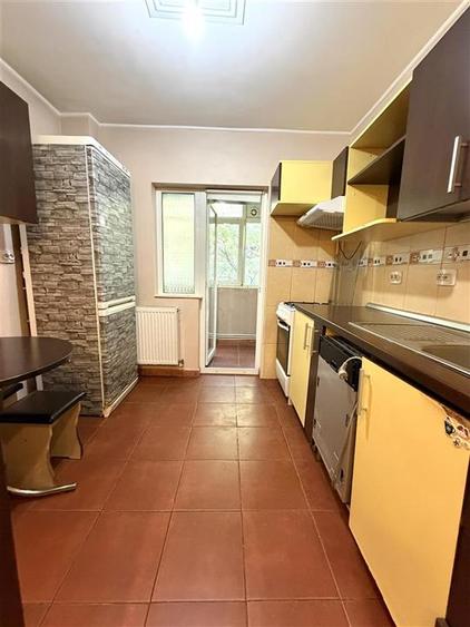 Apartament cu 2 camere decomandat în Metalurgie