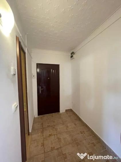 Garsoniera de vanzare, 24 mp, zona Combinat - 5