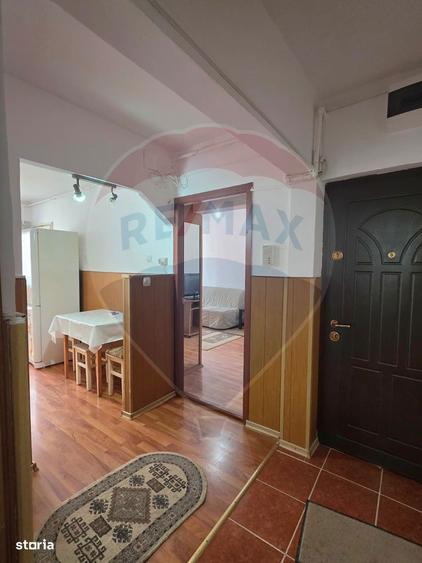 Apartament cu 2 camere decomandat în Sud