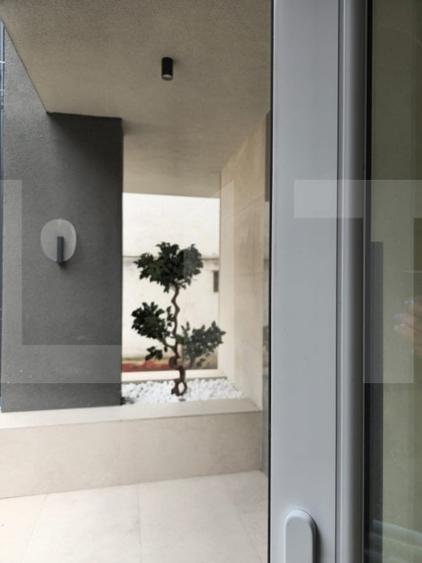 Apartament cu 3 camere decomandat în Complex Studențesc