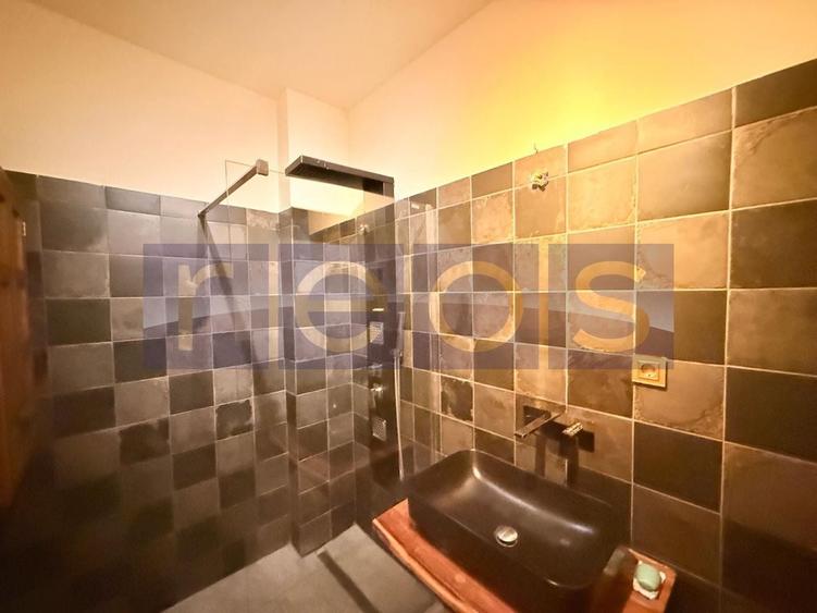 Apartament cu 4 camere în Ultracentral