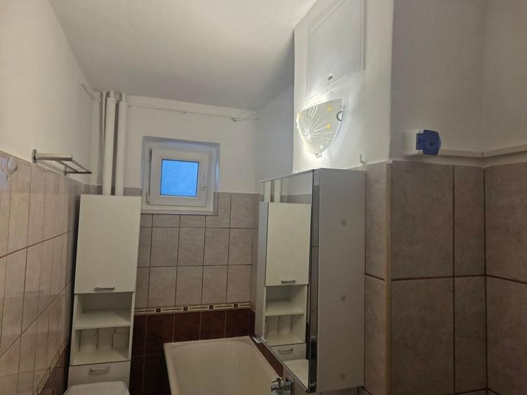 Apartament cu 3 camere în Șagului