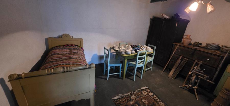 Casă cu 3 camere în Macea