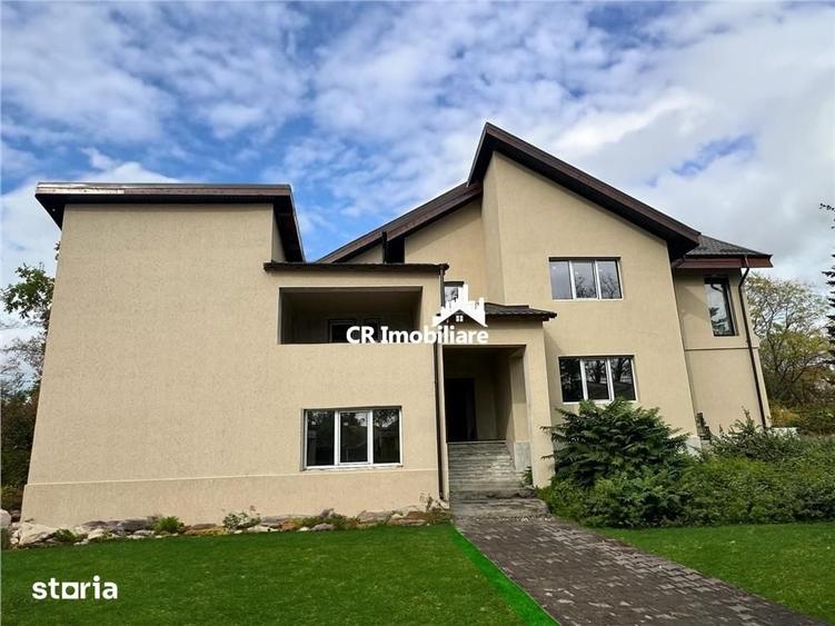 Casă cu 9 camere cu Teren 4000 Mp în Snagov