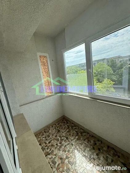 Apartament cu 2 camere decomandat, mobilat în Trocadero
