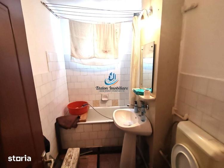 Apartament cu 2 camere decomandat în Precista