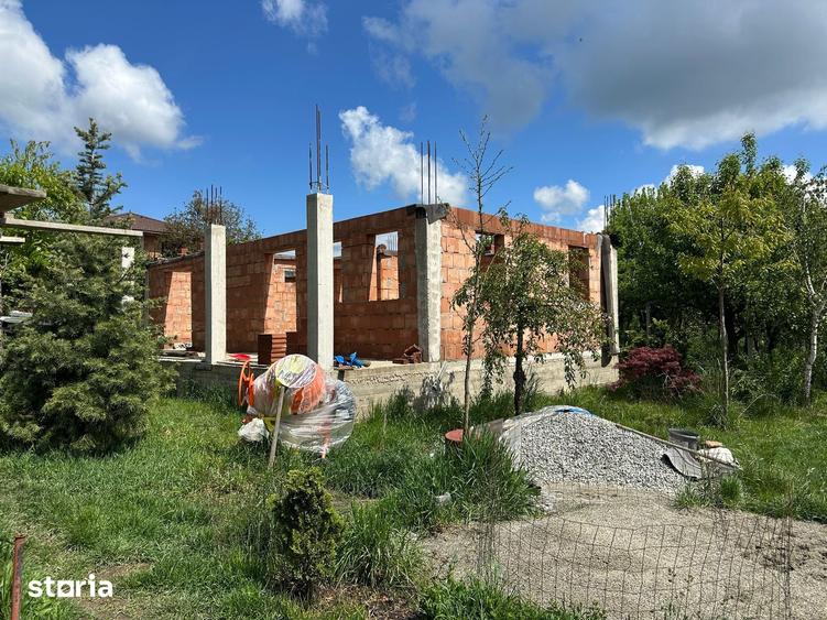 Teren de 550 mp, în Central