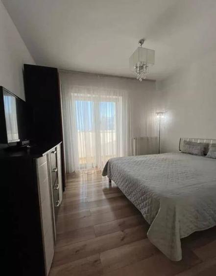 Apartament cu 4 camere, mobilat în Mărăști