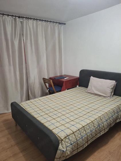 Garsonieră decomandată în Central