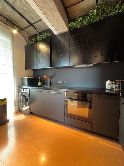 Apartament cu 3 camere semidecomandat în Polonă