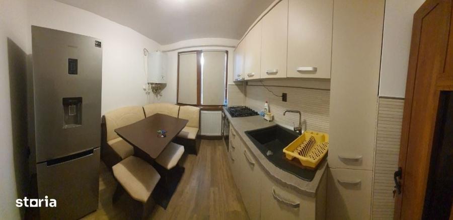 Garsonieră decomandată în Central