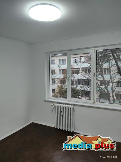 Apartament 3 camere semidecomandat Centru, etaj 3 - 2