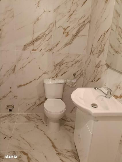 Casă cu 3 camere cu Teren 300 Mp în Central